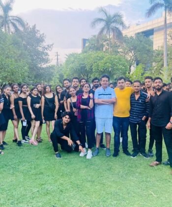 WhatsApp Image 2024-12-06 at 14.08.19 (1)